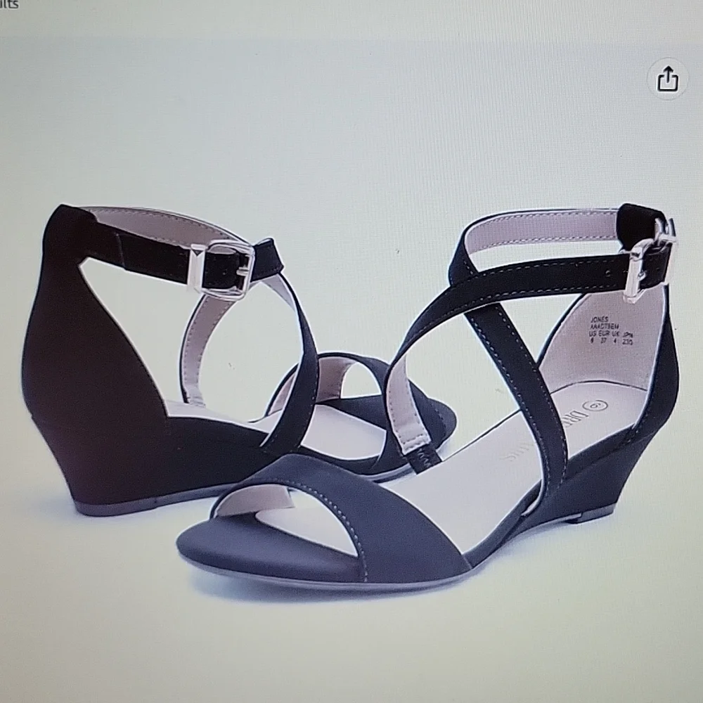 DREAM PAIRS black nubuck ankle strap low wedge sandals size 9 New no box